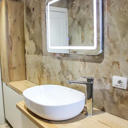1326 Modern Apartment Golem (Tirana)