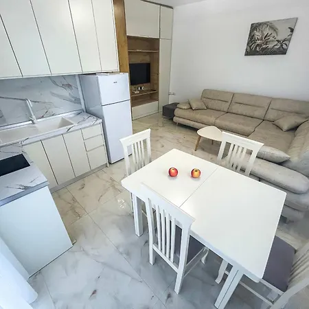 1326 Modern