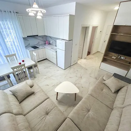 1326 Modern Apartment *